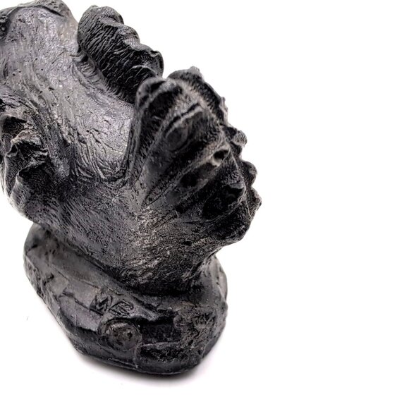 Wolf Original Young Seal Handcrafted Sculpture Figure Canada Signed Stone/Resin - Picture 7 of 10